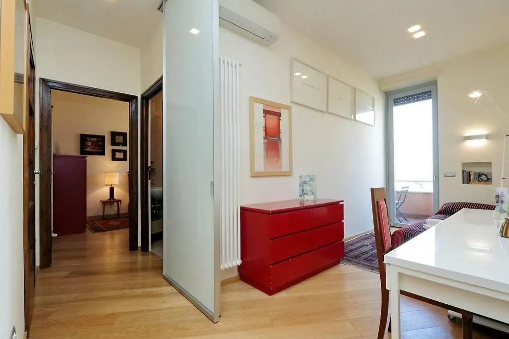 Saint Peter'S Bright Apartment | Romeloft