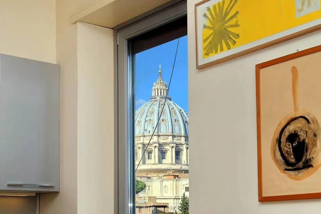 Saint Peter'S Bright Apartment | Romeloft